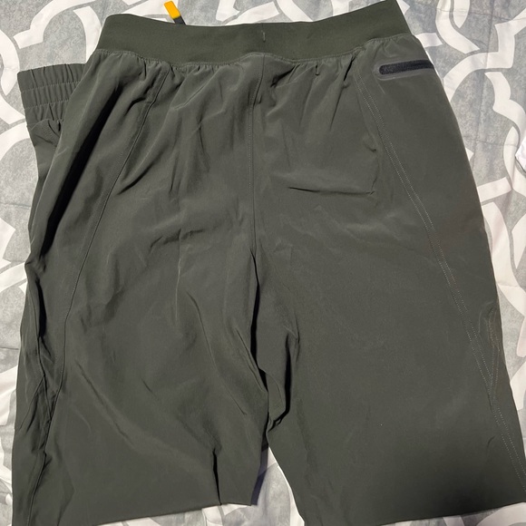 Under armour the rock joggers - Picture 3 of 3